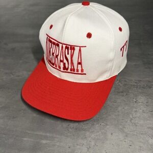 Vintage Nebraska Cornhuskers SnapBack Hat White Red Spellout Script Trucker READ